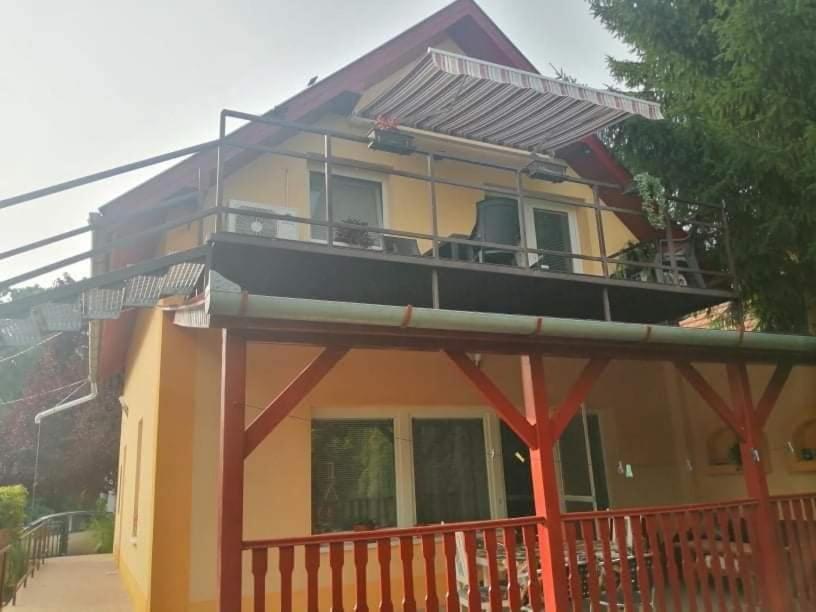 Fűzfa Apartmanház Tamási Exterior foto